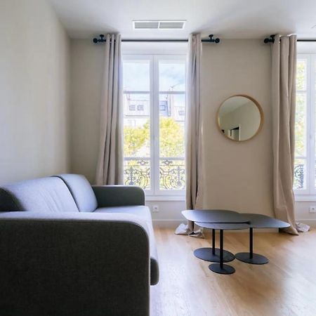 Stylish 2 Bedroom Apartment In Párizs Kültér fotó